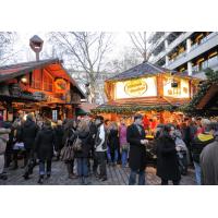 1893_1175 Verkaufsstände auf einem Weihnachtsmarkt - BesucherInnen bummeln über die Weihnachtsmärkt | Adventszeit - Weihnachtsmarkt in Hamburg - VOL.1